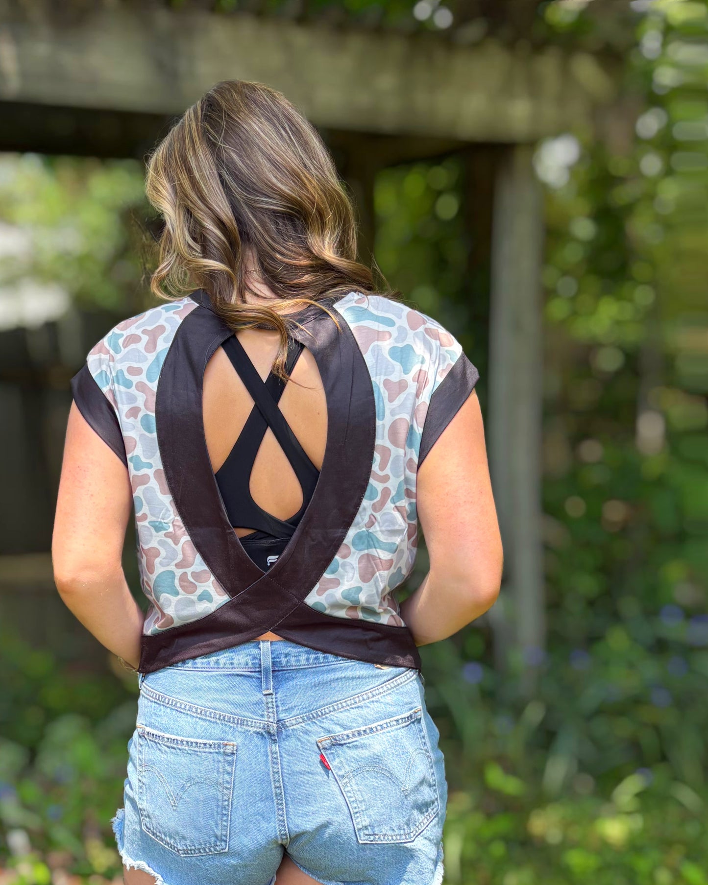 Camo Cross-Back